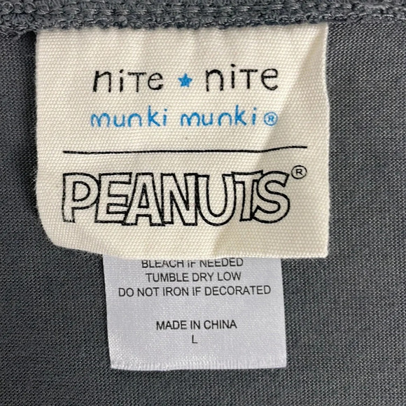 munki munki nite nite Peanuts Snoopy Candy Coma Hallowe’en PJ Top Shirt Large - Picture 4 of 7